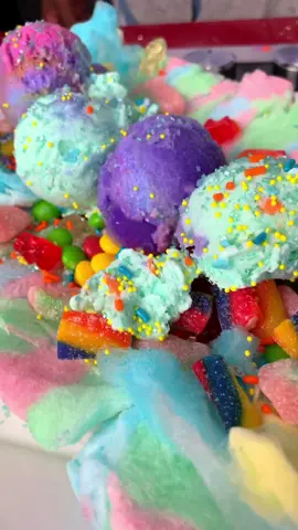 Cotton candy sandwich #MilliMeals thanks for 25million
