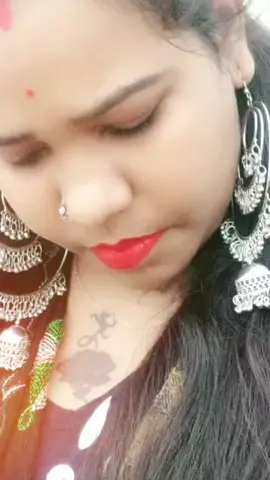सही में जेला मया करबे ओकर बर कभु मया कम नहीं होए..चाहे वो कतको दूर हो जाए 😭.....tag ur.. Love #cgरायपुरहिन@aakashsahu1994 @chuppansahu @vidyasahu2002