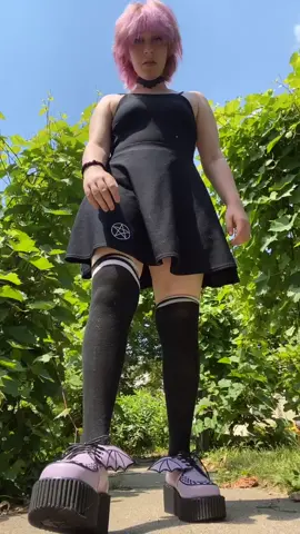 i got new shoes!!