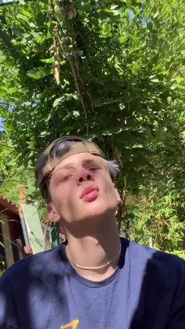 lil 🐕 do you like how that 💩 taste ? 🥱