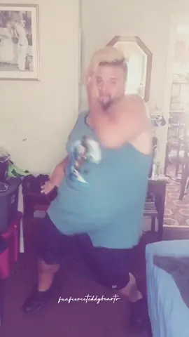 I love freestyling 💜 #housemusic #amber #sexual #dance #plussize #SUBstepchallenge #4thOfJuly #healthyhabits6step #fyp #foryoupage