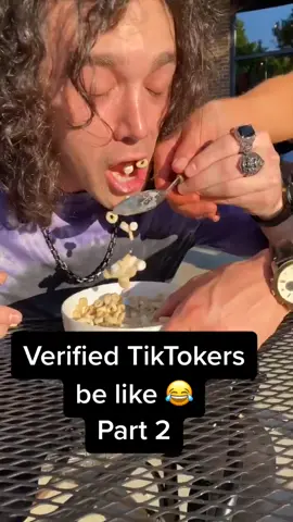 Like for a Part 3! 😂 @liamslunchbox @hallee_smith #tiktokers #verified #public #relatable #fyp #foryou