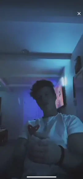 1/2 of @bryan.williams singing hey there Delilah on his live last night 💕