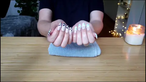 🐄 long nail tapping 💙 #ColorCustomizer #asmr #aestheticsounds #longnails #aestheticvideo #asmrsounds #asmrtingles #BeautyReview #foryoupage #fyp