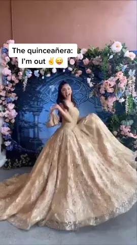 Who can relate?!😂 Send this to a future #quinceañera!💕 #quince #latina #mexicanmom #ColorCustomizer #FashionFavorites @vxne.rxmi @avmphoto