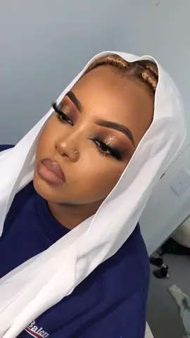 #foryou #makeup #makeupvideo #makeuplooks #makeuptutorial #makeupinspo #mua #fyp #ColorCustomizer #FashionFavorites #hudabeauty #sephora
