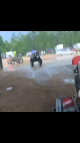 tryna up the fuckin murder rate#honda #mudriding #jaydayoungan38k #rubicon #2020
