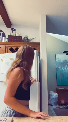 What muffins?#MoreHappyDenimDance #NicerToMe #UnitedWeDance #HiddenGems @its.me..maddie