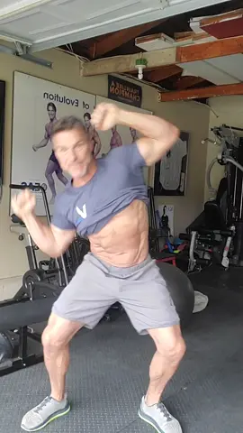 3moves 3minutes #homegym #fitover50 #fitover60 #fitover70
