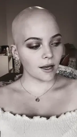 You broke me first💔  wurde euch schon mal das Herz gebrochen?❤️  #foryoupage #broken #alopecia #foryou #spreadlove #bald #goviral #viral #nohair