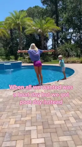 Florida life is like #pool #boat #florida #WhatsUpDocChallenge #LetsFaceIt #mom