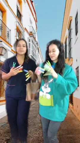 Mejor caminar q dañarnos las uñas 😂💅🏻 #parati #fyp #foryou #comedia #humor #xyzbca @elimarcag