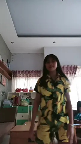 hai chị em tâm thần