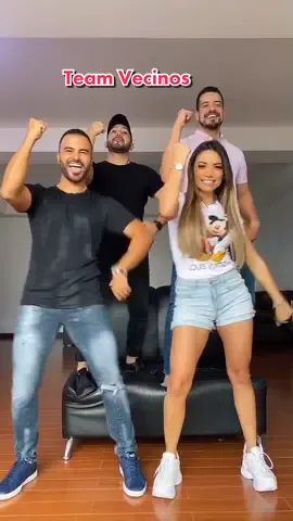 Sábado de Team Vecinos @hancertiktok @oscarbelloso @luligt_  #ziriguiriguidum