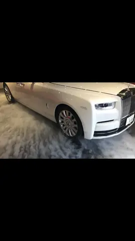 Rolls-Royce PhantomⅧ納車しました🥺❤️沢山思い出作ります☺️☺️☺️
