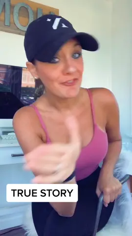 @meg.2020_ #urgirlwhit #momsontiktok #socialmedia