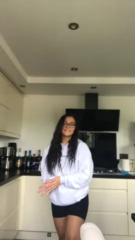 Hopping on this trend 😬 was not my best 😂 #whenilookatyou #fyp #foryou #foryoupage #singing #singer #cover #mileycyrus