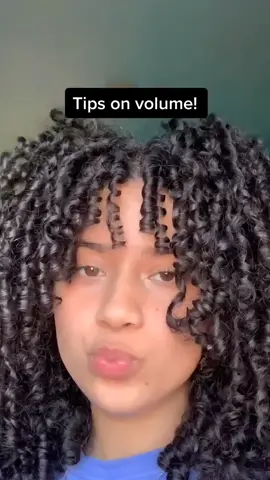 Also use less heavy products! I hope this helps💛 #BeautyTutorial #fyp #foryoupage #curlyhair #curls