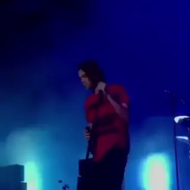 i’ve never seen this era luke preforming in a tshirt until today #5sos #5secondsofsummer #lukehemmings #calumhood #michaelclifford #ashtonirwin
