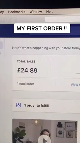 First order of our launch today !! #instaxinspo #smallbusinesscheck #SmallBusiness #startingoutsmall #eyelashes #lashes