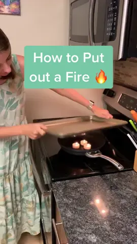 Stop a fire in your kitchen with this tip. #firesafety #RamsayReacts #TikTokTaughtMe #safetytips #howto #CookingHacks #cookingtips #fryingpan #cooking