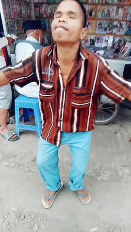 goyang torona hobaaaahhhhhhhhh  😃😃😃😃😃