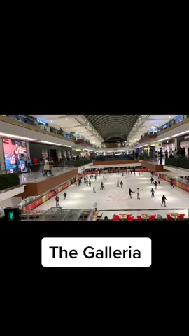 #mall #houston #txs #texas #thegalleria #thegalleriamall #viral #travel #bigmall #IceSkating #trending #fyp #foryoupage #traveling #fun #happy