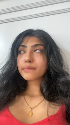 I need more videos of me feeling myself with no makeup