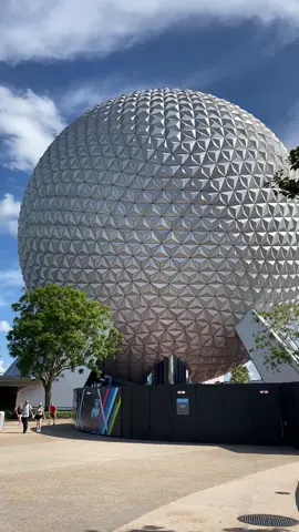 Still traveling during this time thanks to #Epcot !! #disneyworld #disneyrides #epcotaroundtheworld #epcotworldshowcase #epcotfoodandwinefestival