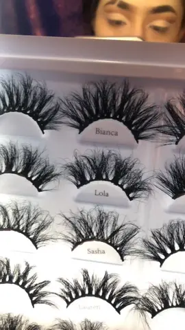 Quick eyelash tutorial 🤣 🥰 new video coming soon!🤫❤️ #eyelashes #StreetFashion #fyp #makeup #eyelashtutorial #grwm