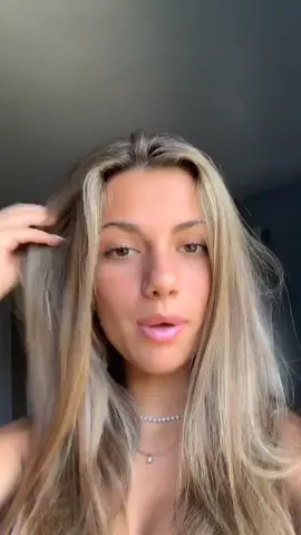 can i stop touching my hair