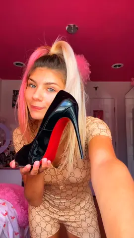 Busted out my devil shoes for this one🤣👠🤪 #sass