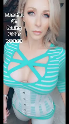 Benefits of Dating Older Women #Alphets #cougartara #topheavy #over40mom #stepmom #corset