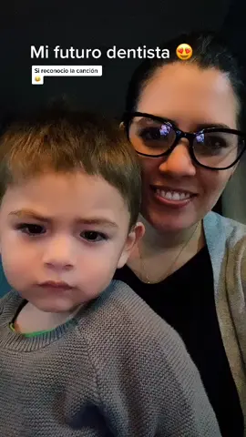 Nunca les había compartido nada sobre mi vida personal pero aparte de ser dentista soy mamá de este hermoso pequeño, siempre soñé ser mamá 😍