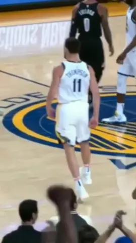 Klay Thompson with the wide open dunk!💯🔥#klaythompson #sports #basketball #splashbros #NBA #warriors #fyp #foryoupage #xyzbca