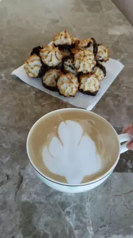 #latteart #coffee #moodflip