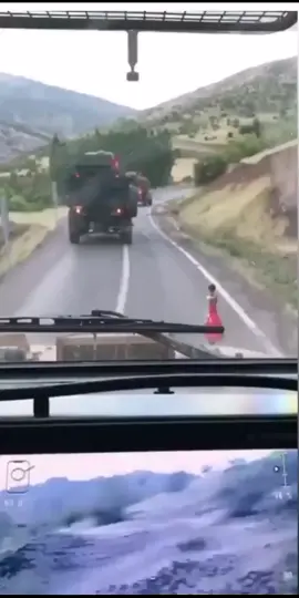 GÖKTE KARTAL YERDE ASLAN DAĞDA BOZKURT ORDUSU YAŞASIN YİYİTLER YAŞASIN TÜRK ORDUSU