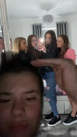 When the most romantic thing in your life is sophie megan and dawn x