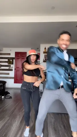 @iamchescapr tried to teach me her dance! 🤣 #TeQuieroBaby #oops