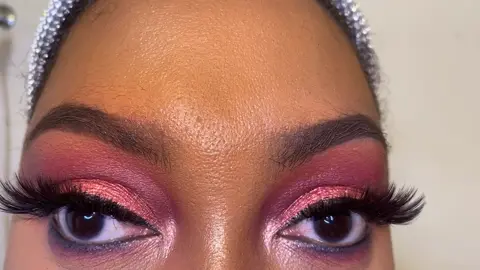 Love these tones!! #Snapshot #readySETgo #whatsyourpower #perfectasiam #makeup