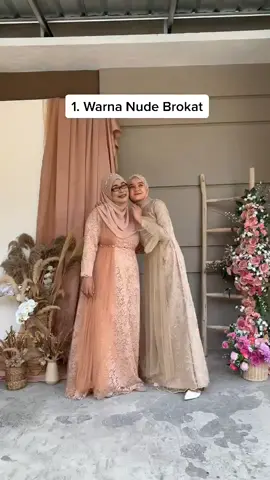 Baju nomor berapa yang pengen kamu kembaran sama Mama kamu? #fyp #kondangan #mamamuda