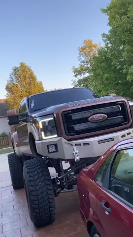 Link In Bio ▶️ For More Of My Dads I MEAN My Trok‼️ #readySETgo #fyp #ford #liftedtrucksmatter #liftedtrucks #lifteddually #46s #trucklife #diesel