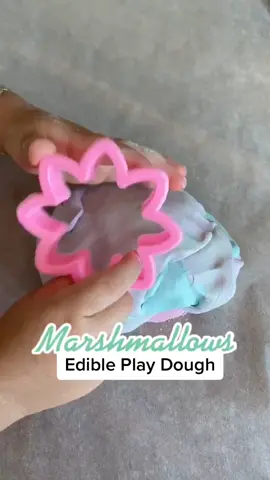 We are obsessed with this...❣️#ChoresInThisHouse #ChemicalHearts #diyforkids #kidsactivities #toddlermom #craftymoms