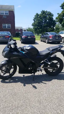 new bike who's this? #cbr300r #honda #girlswhoride #motorcycle #newbike