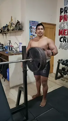 #challenge #fun #comedia #gracioso #musculoso #hulk #latino #ecuador #pectorales #dancing #tupan #dance #gym #humor #improvisando #chocolate