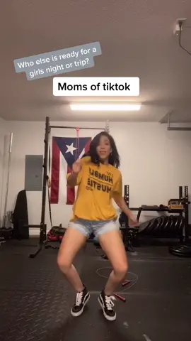 DC: @tonylopez #MomsofTikTok #ChoresInThisHouse #ChemicalHearts #coolmom #latina #boricua #foryou