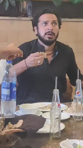 Aj to Guru gaya 😜😜@huzziibaloch @mk_khosa ❤️Follow Me On insta ❤️