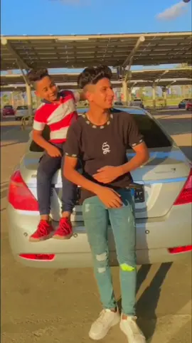 دا ضرب بجد☝️💔😹😹😹مين خد بالو من اناس إلي كانو جنبي و ضحكو ع الافه 😹الفديو دا يوصل ١٠٠الف ليك ❤️انا كلات افه 😹🔥#جيش🔥أودي