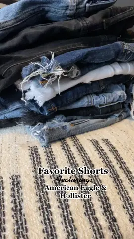 Let’s see some tattooed ladies @americaneagle @hollisterco @aerie, here’s my fav shorts!!!#fyp #MeTime #searchingforshorts #tattoocampaign