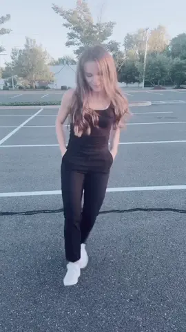 Well this is fun! Fav part is the chicken arms 🤪 happy Sunday! 🤍 #foryou #fyp #MeTime #shuffledance #shuffle #dance #summertime #Love #fypシ